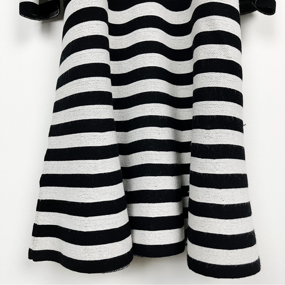 Ann Taylor Women’s Striped Cold Shoulder Peplum Top Small - Picture 6 of 12